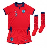 England Luke Shaw #3 Replika babykläder Bortaställ Barn VM 2022 Kortärmad (+ korta byxor)